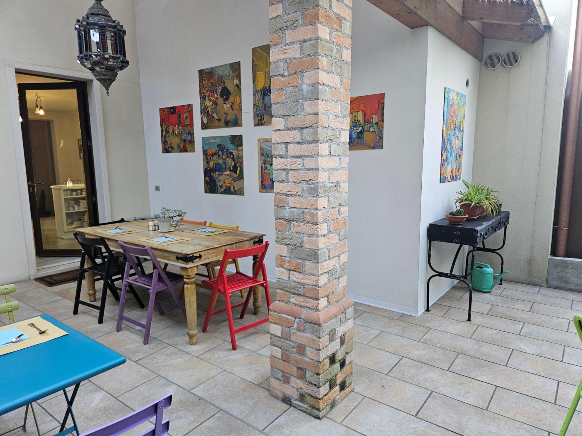 Art Gallery B&B Lonato Luaran gambar