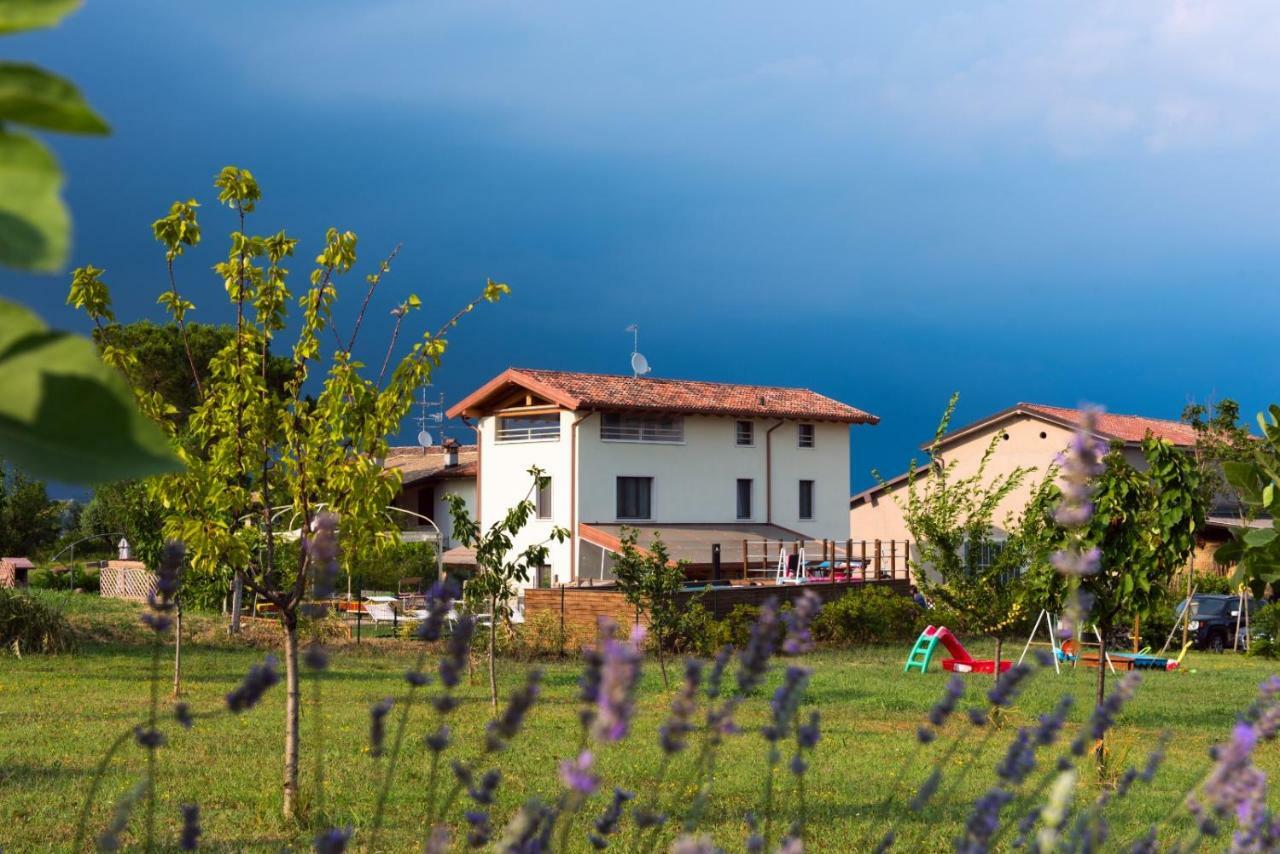 Art Gallery B&B Lonato Luaran gambar